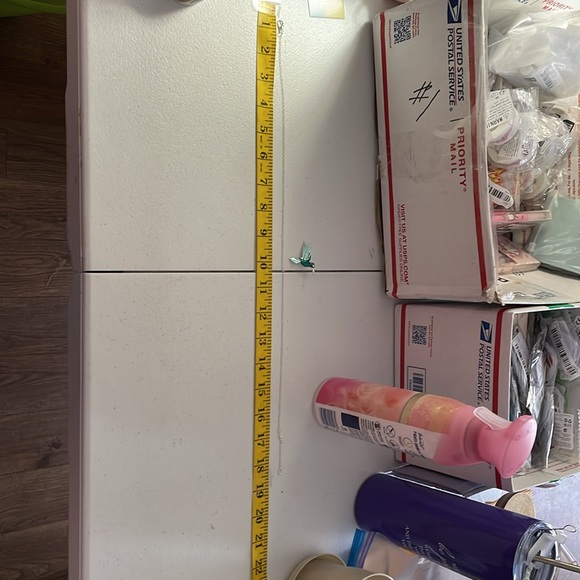 NWT! Creative Exquisite Cute Hummingbird Pendant Necklace.Necklace length is 18” - Picture 5 of 6